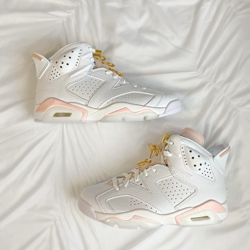 Jordan 6 Retro